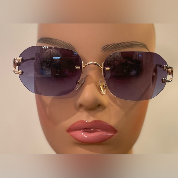 Rimless Luxury Sunglasses - Picture 2 of 3